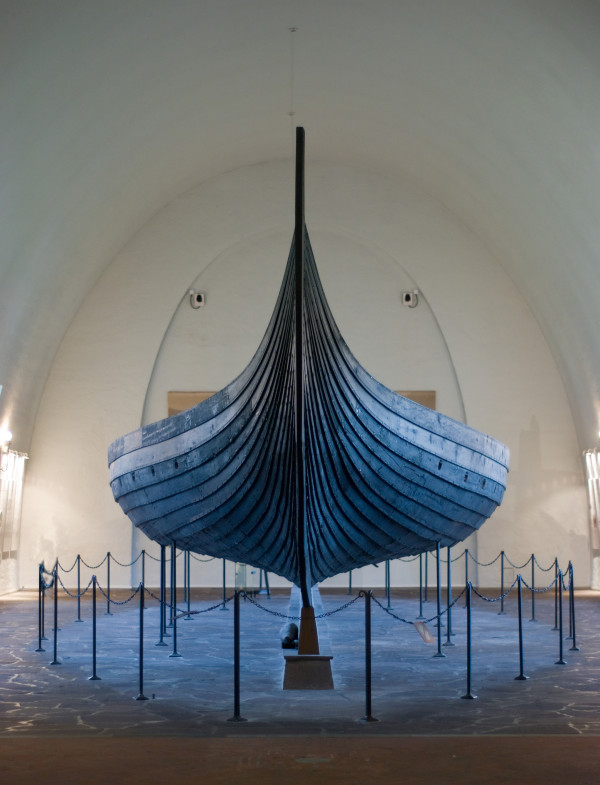 дракар Гокстад музей викингов Осло Норвегия.
