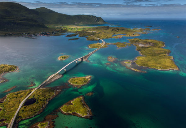 Мост на Лофотенских островах