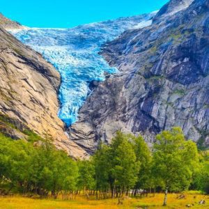Briksdalsbreen Бріксдальсбреен